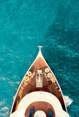 yatch sailing in the Argentario sea, rent with Great Stays